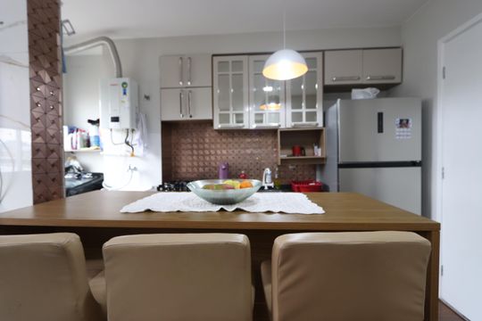 Cozinha de apartamento à venda com 2 quartos, 37m² em Cidade Satélite Santa Bárbara, São Paulo