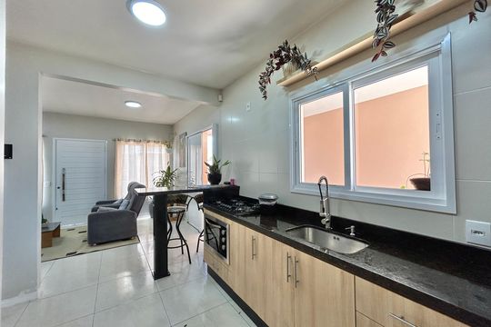 Cozinha de casa à venda com 3 quartos, 176m² em Vicentina, São Leopoldo