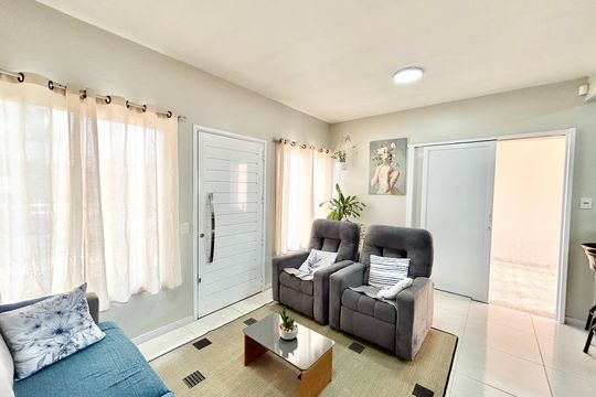 Sala de casa à venda com 3 quartos, 176m² em Vicentina, São Leopoldo