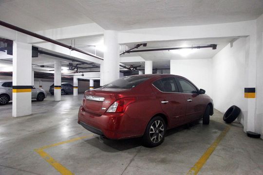 Garagem  de apartamento à venda com 3 quartos, 158m² em Higienópolis, Porto Alegre