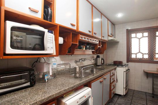 Cozinha de apartamento à venda com 3 quartos, 158m² em Higienópolis, Porto Alegre