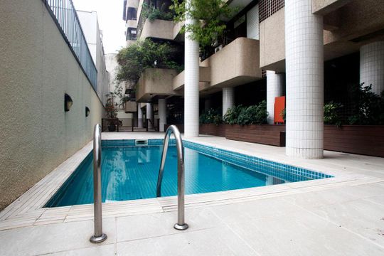Área Comum - Piscina de apartamento à venda com 3 quartos, 158m² em Higienópolis, Porto Alegre
