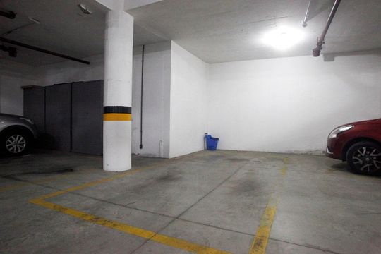 Garagem  de apartamento à venda com 3 quartos, 158m² em Higienópolis, Porto Alegre