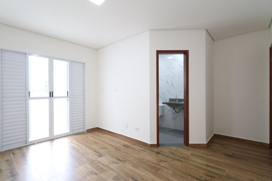 Suite  de casa à venda com 4 quartos, 163m² em Vila Romana, São Paulo