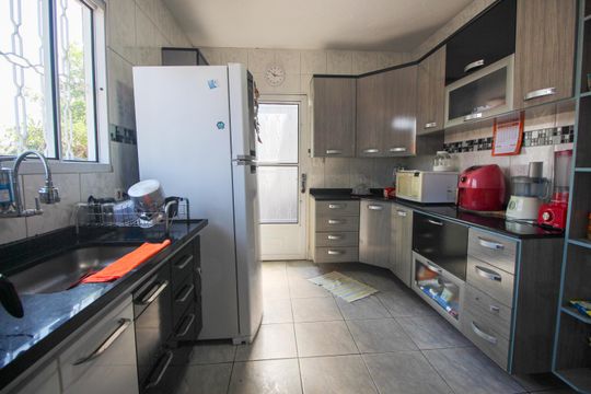 Cozinha de casa à venda com 2 quartos, 400m² em Jardim Umarizal, São Paulo