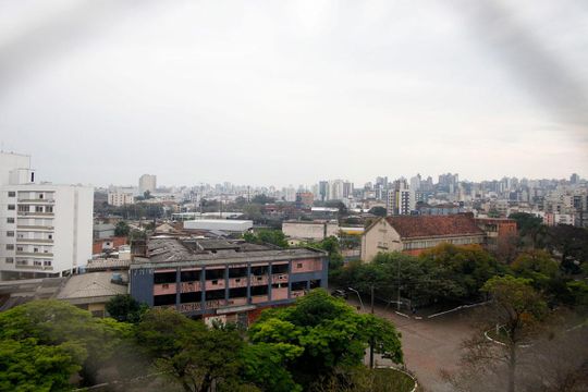 Vista da Sala de apartamento à venda com 2 quartos, 64m² em Santana, Porto Alegre