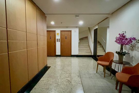 Hall de entrada de apartamento para alugar com 2 quartos, 82m² em Jardim Paulista, São Paulo
