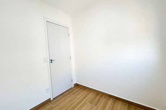 Quarto 2 de apartamento para alugar com 2 quartos, 37m² em Jardim São Luís, São Paulo