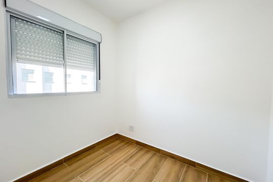Quarto 2 de apartamento para alugar com 2 quartos, 37m² em Jardim São Luís, São Paulo