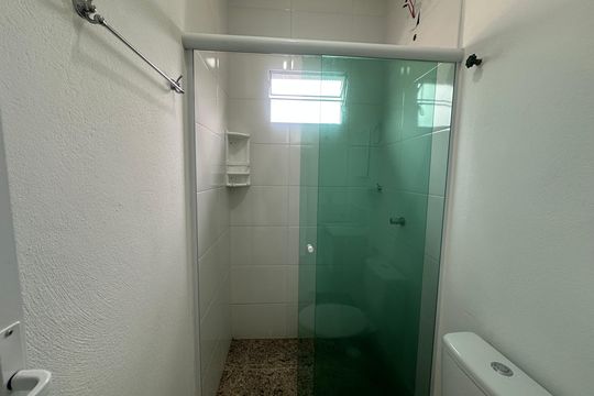 Banheiro Social de apartamento para alugar com 1 quarto, 28m² em Vila do Conde, Barueri