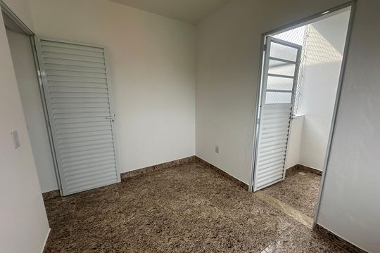 Quarto de apartamento para alugar com 1 quarto, 28m² em Vila do Conde, Barueri