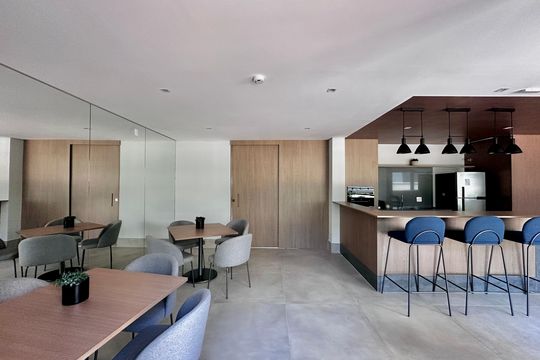 Área comum de kitnet/studio para alugar com 0 quarto, 24m² em Jardim das Acacias, São Paulo