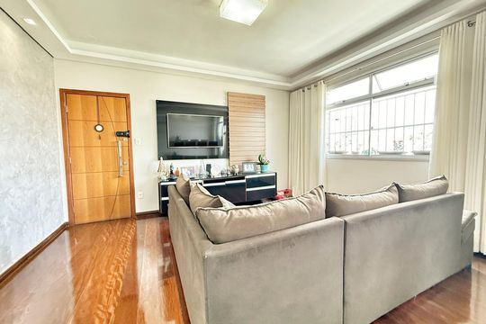 Sala de apartamento à venda com 3 quartos, 112m² em Nova Suíça, Belo Horizonte