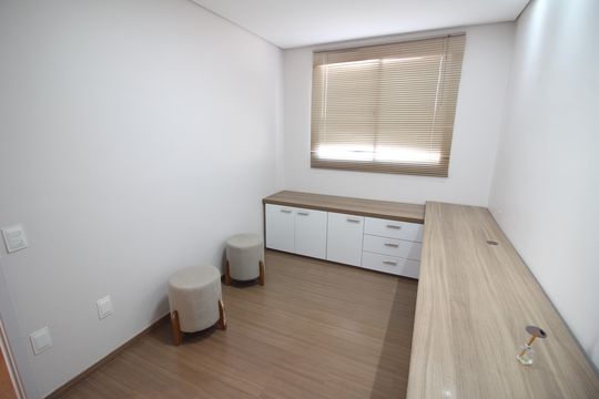 Quarto  de apartamento para alugar com 2 quartos, 55m² em Jardim Riacho das Pedras, Contagem