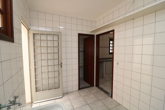 Área de Serviço de casa à venda com 3 quartos, 205m² em Sítio da Figueira, São Paulo