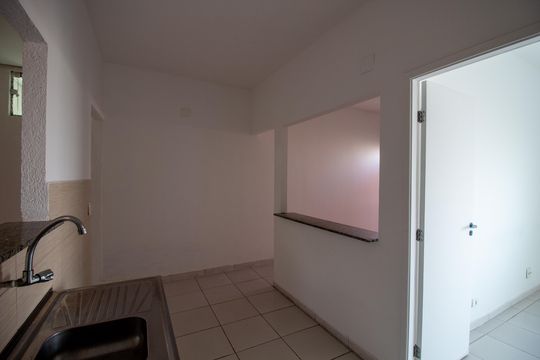 Cozinha de kitnet/studio para alugar com 1 quarto, 45m² em Jardim Guarau, São Paulo