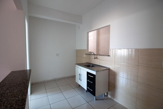 Cozinha de kitnet/studio para alugar com 1 quarto, 45m² em Jardim Guarau, São Paulo
