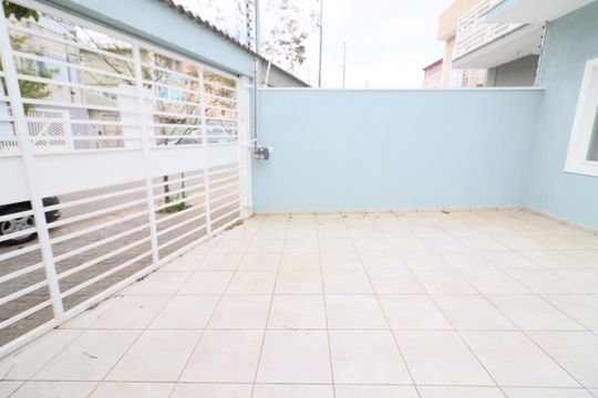 Garagem de casa à venda com 3 quartos, 162m² em Conceicao, Osasco
