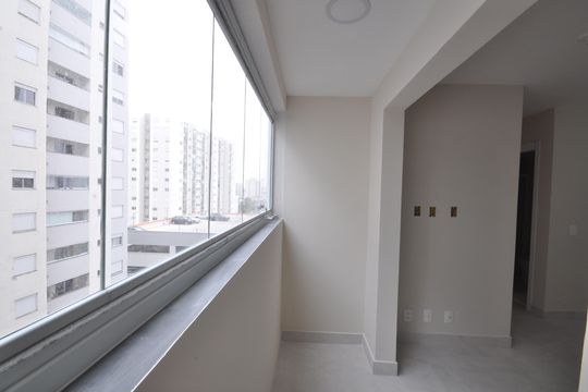 Sacada da Sala de apartamento para alugar com 2 quartos, 42m² em Vila Guilherme, São Paulo