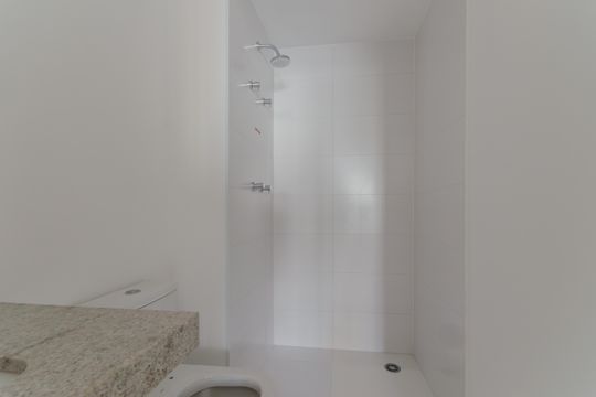 Banheiro de kitnet/studio à venda com 1 quarto, 34m² em Vila Mariana, São Paulo
