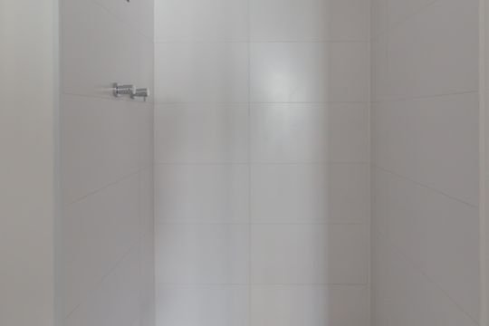 Banheiro de kitnet/studio à venda com 1 quarto, 34m² em Vila Mariana, São Paulo