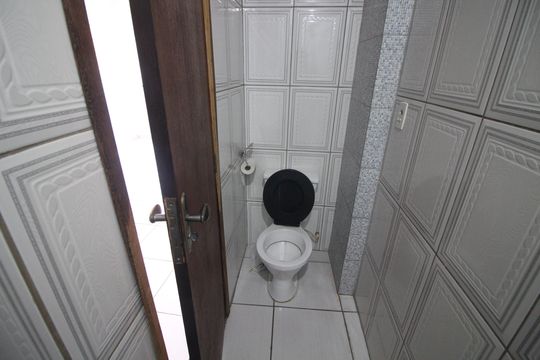 Banheiro 1 de casa à venda com 2 quartos, 100m² em Solar do Barreiro, Belo Horizonte
