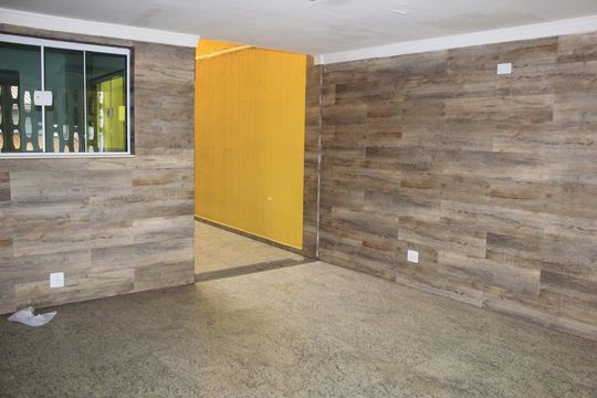 Quintal de casa à venda com 5 quartos, 350m² em Jardim Terezopolis, Guarulhos