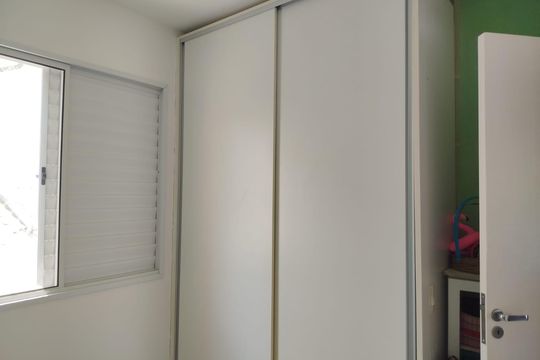 Quarto 2 de casa de condomínio à venda com 3 quartos, 80m² em Loteamento Alphaville, Campinas