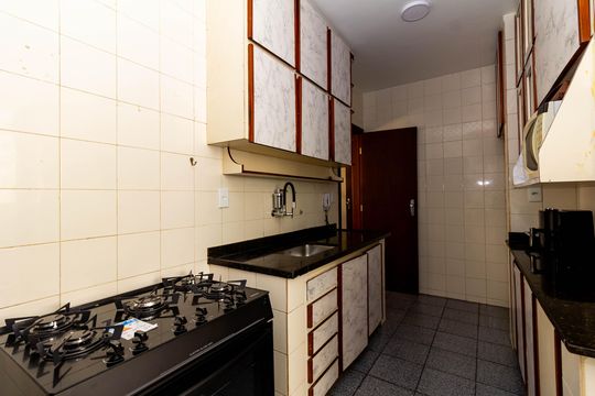 Cozinha de apartamento à venda com 4 quartos, 196m² em Silveira, Belo Horizonte