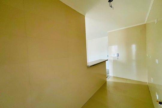 Cozinha de apartamento à venda com 2 quartos, 68m² em Vila Zanardi, Guarulhos