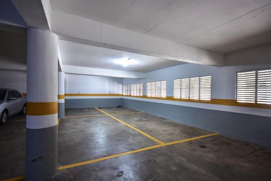 Vagas de Garagem de apartamento à venda com 3 quartos, 157m² em Real Parque, São Paulo
