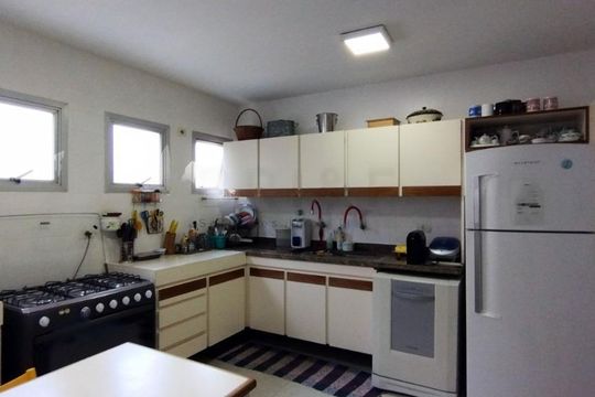 Apartamento para alugar com 4 quartos, 146m² em Campo Belo, São Paulo