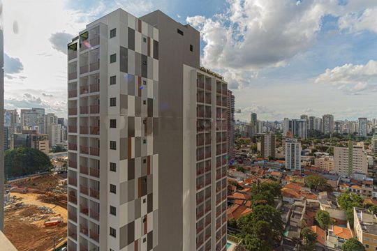 Apartamento à venda com 4 quartos, 140m² em Jardim das Acacias, São Paulo