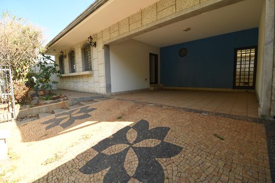 Garagem de casa à venda com 3 quartos, 280m² em Cidade Universitária, Campinas