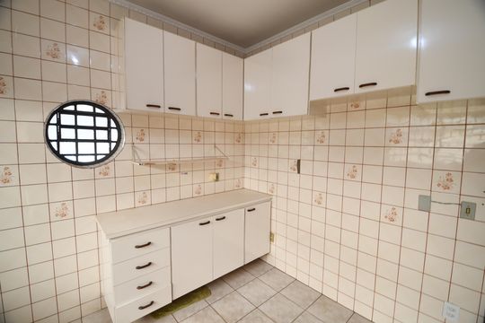Cozinha de casa à venda com 3 quartos, 280m² em Cidade Universitária, Campinas