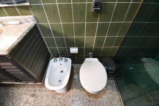Banheiro da Suíte 2 de casa à venda com 3 quartos, 280m² em Cidade Universitária, Campinas