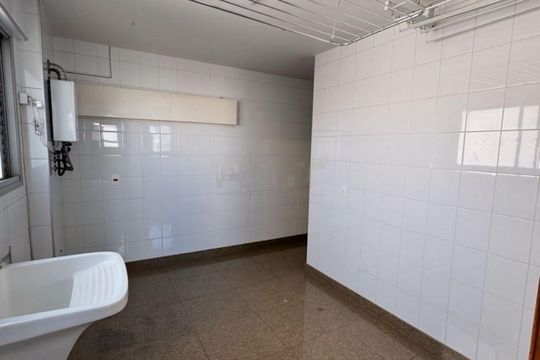 Apartamento à venda com 4 quartos, 278m² em Cambuí, Campinas