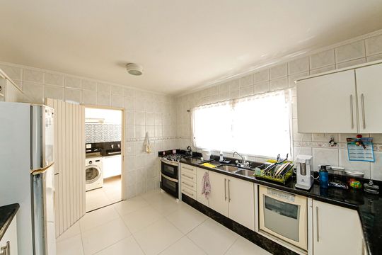 Cozinha de casa à venda com 4 quartos, 230m² em Vila Lucia, São Paulo