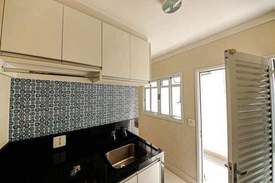 Área de Serviço de casa à venda com 4 quartos, 230m² em Vila Lucia, São Paulo