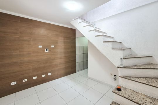 Casa para alugar com 3 quartos, 200m² em Batistini, São Bernardo do Campo
