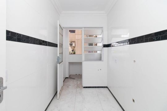 Cozinha e Área de Serviço de apartamento à venda com 1 quarto, 49m² em Partenon, Porto Alegre
