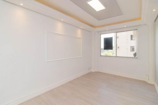 Apartamento à venda com 1 quarto, 49m² em Partenon, Porto Alegre