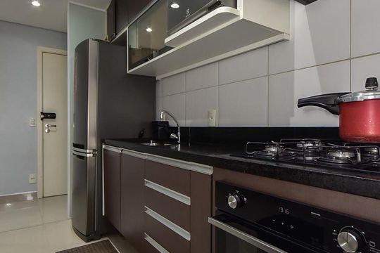 Cozinha de apartamento à venda com 3 quartos, 96m² em Morumbi, São Paulo
