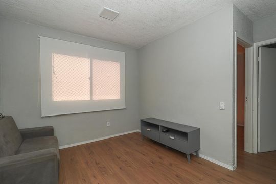 Apartamento à venda com 2 quartos, 42m² em Sarandi, Porto Alegre