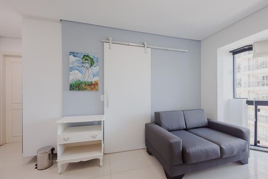 Sala de apartamento para alugar com 1 quarto, 38m² em Jardim Paulistano, São Paulo