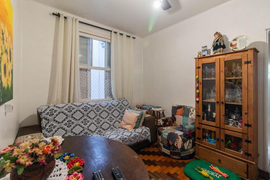 Apartamento à venda com 2 quartos, 70m² em Partenon, Porto Alegre