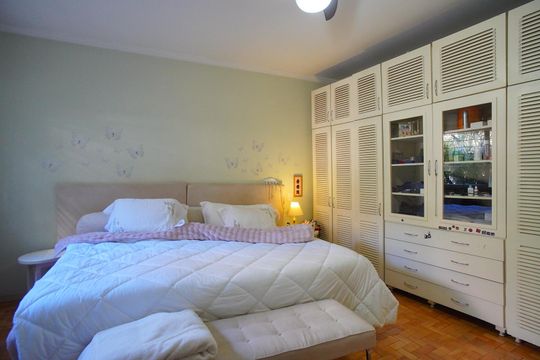 Suíte de apartamento à venda com 4 quartos, 230m² em Rio Branco, Porto Alegre
