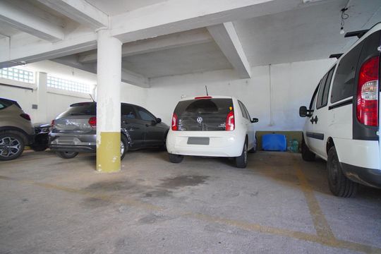 Estacionamento - Vaga Dupla de apartamento à venda com 4 quartos, 230m² em Rio Branco, Porto Alegre