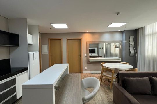 Sala de apartamento à venda com 2 quartos, 77m² em Coracao de Jesus, Belo Horizonte