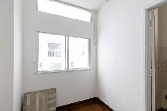 Quarto de Serviço de apartamento à venda com 3 quartos, 126m² em República, São Paulo